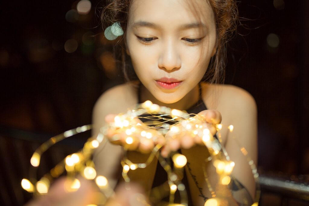 girl, night, portrait-2739671.jpg